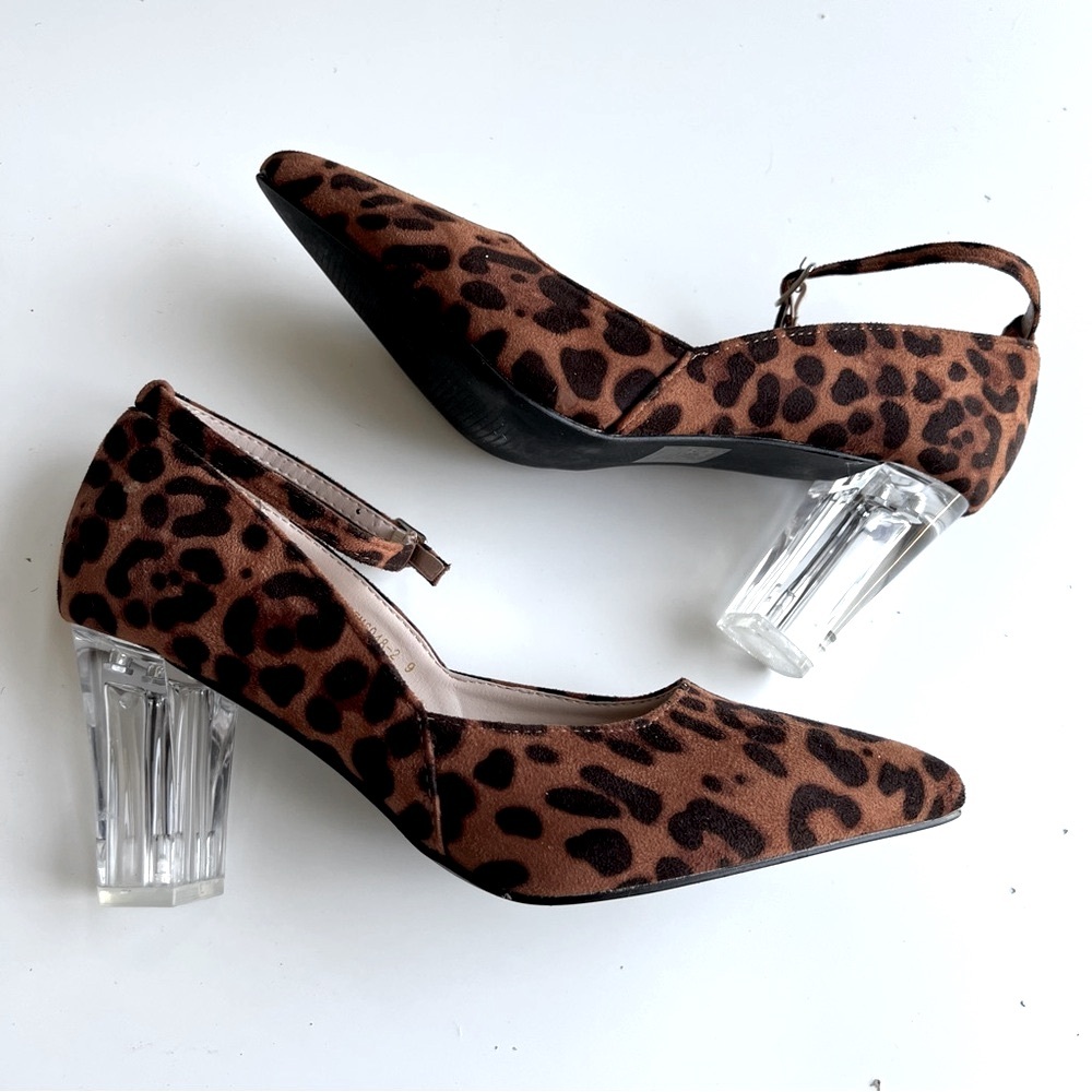 Perphy Women's Leopard pointed toe Ankle Strap & See-Thru Clear chunk Heels, 9